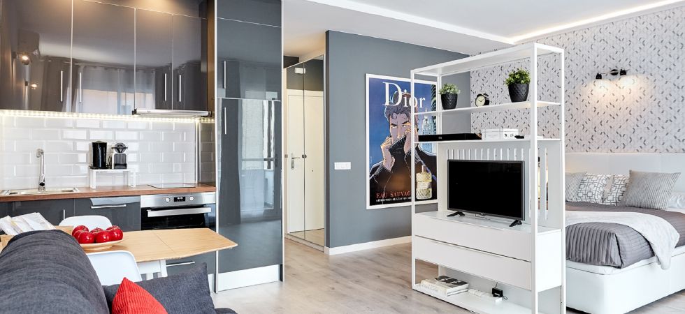 8206) Urban District Apartments Barcelona / Bedroom Suite