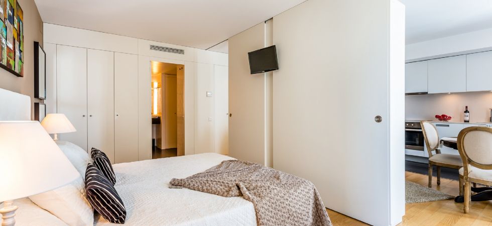 13953) UD Rambla Suites & Pool 61C (1BR) Suite, Barcelona