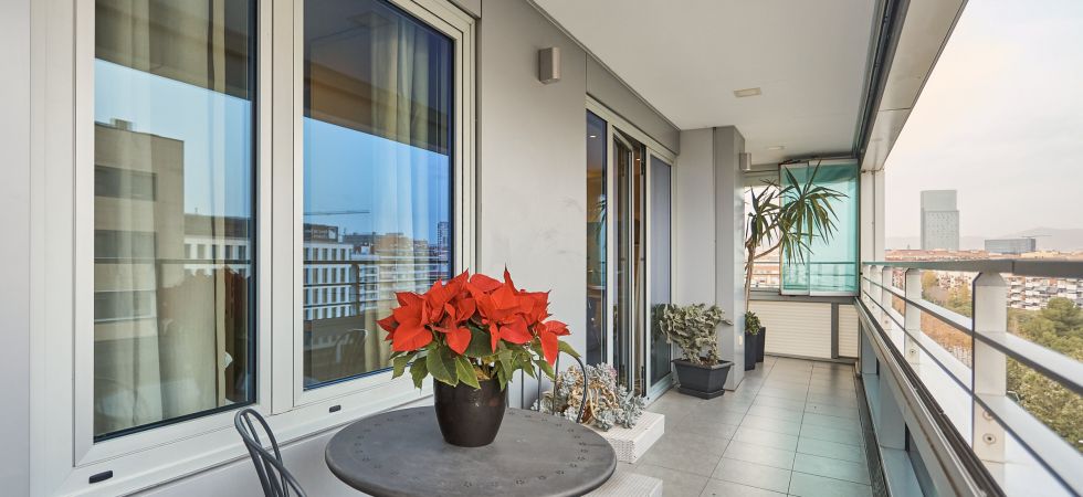 15469) UD Apartments - Luxury Beach Apartment with Terrace (3BR), Barcelona - Terrace with beach view